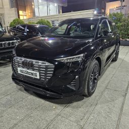 آئودی Q5  تیپ 4 full