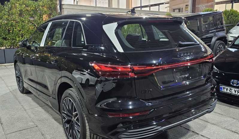 آئودی Q5  تیپ 4 full