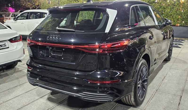 آئودی Q5  تیپ 4 full